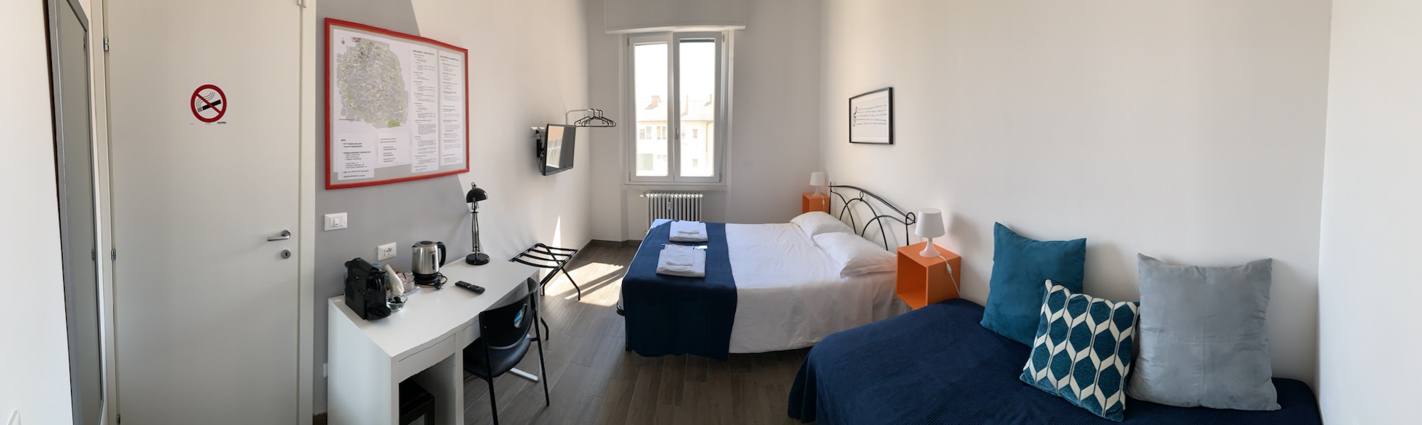Panoramica della camera tripla
